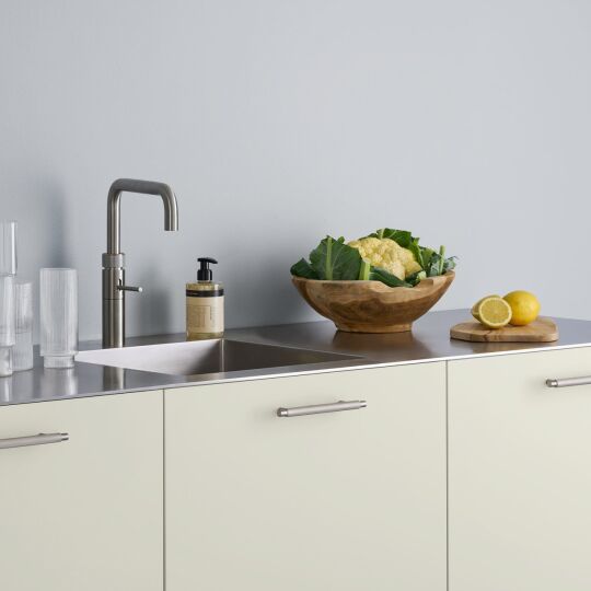 Manor 14MM  RVS Look de greep is leverbaar in de boorafstanden 128 en 192mm