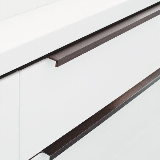 Platte infreesgreep 996mm donker brons geborsteld