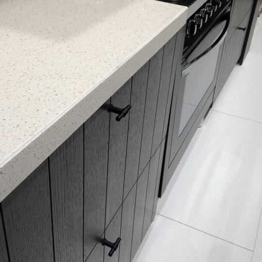 T knop strak 55mm zwart